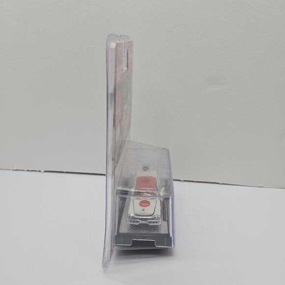 M2 MACHINES COCA COLA 1957 DODGE CUSTOM ROYAL LANCER - Picture 3 of 6